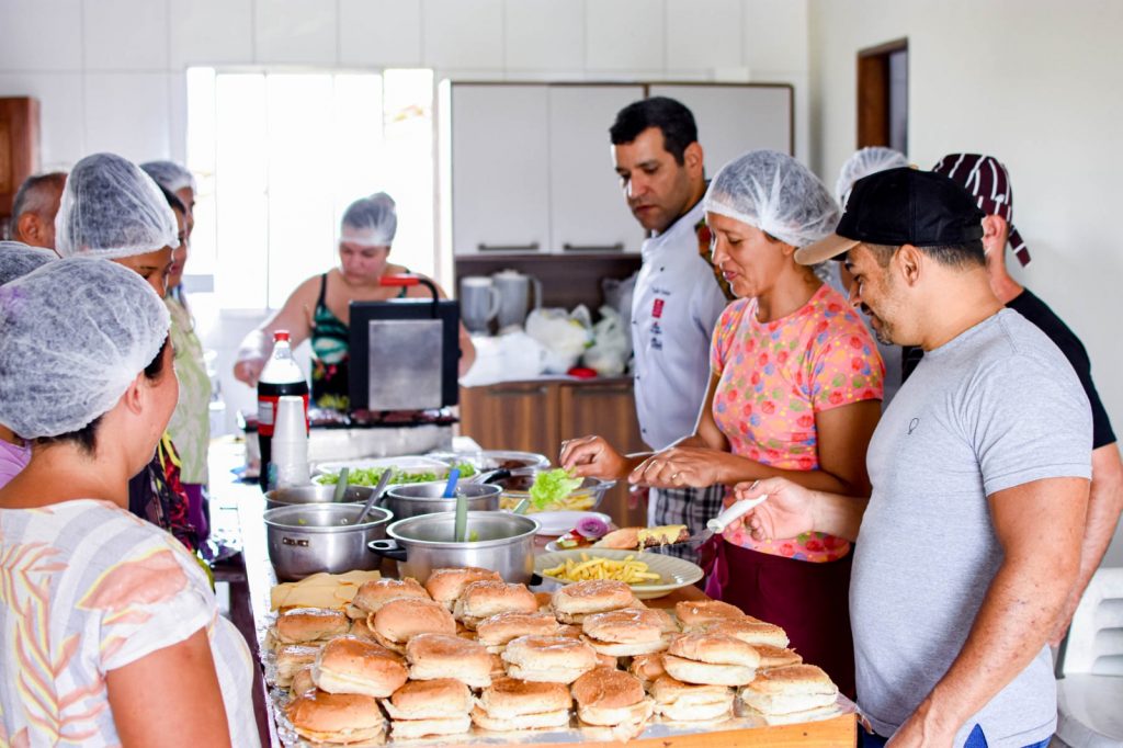 Prefeitura de Gravatá realiza curso de Hot Dog Gourmet – Prefeitura de  Gravatá