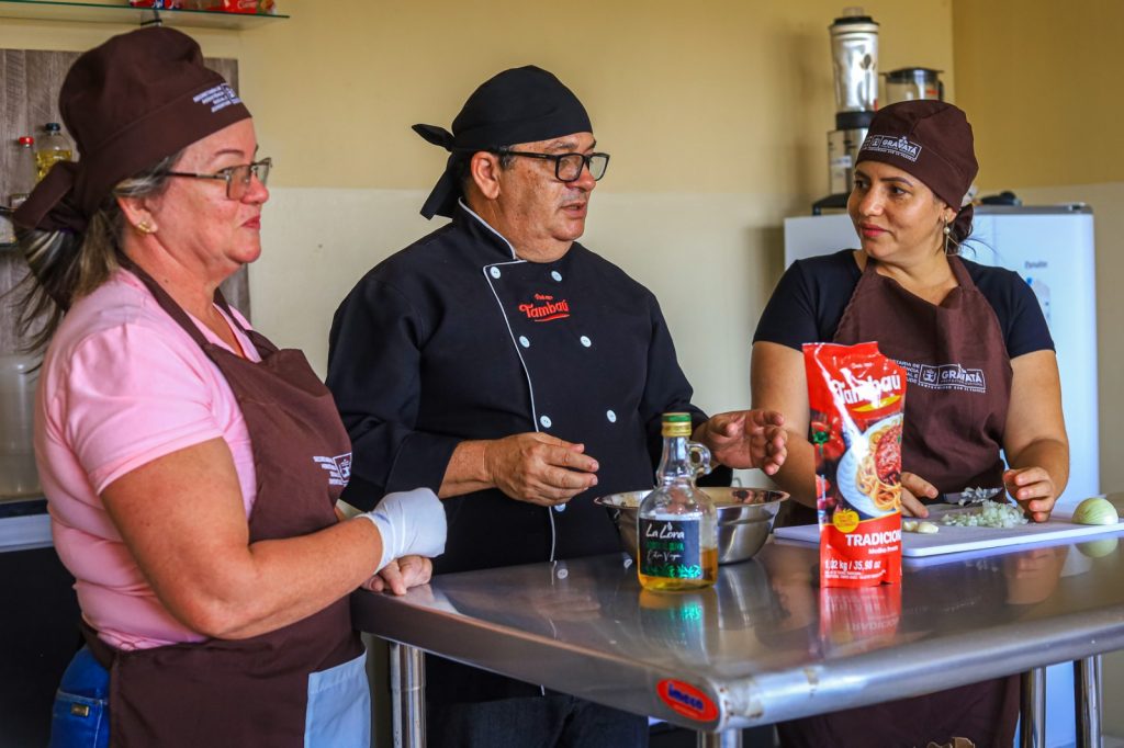 Prefeitura de Gravatá realiza curso de Hot Dog Gourmet – Prefeitura de  Gravatá